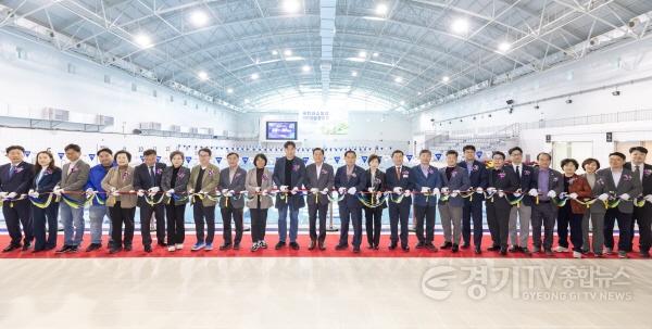 [크기변환]4-1. 수원특례시, 수원청소년문화센터 새천년수영장 리모델링 준공식.jpg