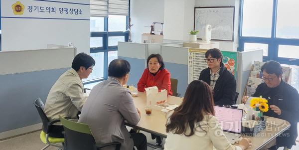 [크기변환]260330 박명숙 의원, 양평 도로 공사 지연해소 위해 점검 나서 (1).jpg