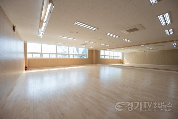[크기변환][사진자료] 경기창작캠퍼스 생활문화센터 무용실.jpg