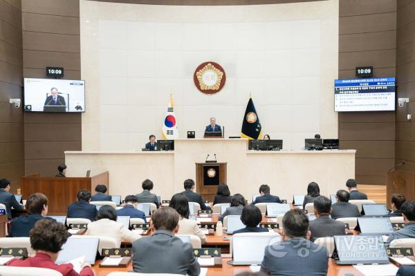 [크기변환]20260406 용인특례시의회  제302회 임시회 제2차 본회의 열어(2).jpg