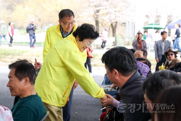 [크기변환]제27회 이천백사산수유꽃축제 사진(1).jpg