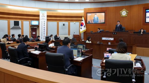 [크기변환]260413_오산시의회__제301회_임시회_개회(사진2).jpg