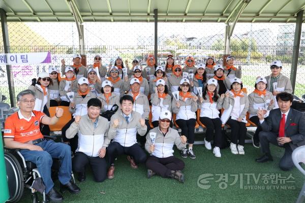 [크기변환]3. 축구부 응원사진.jpg