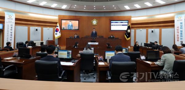 [크기변환]260417_오산시의회__제301회_임시회_폐회__제9대_공식_회기_마무리(사진2).jpg