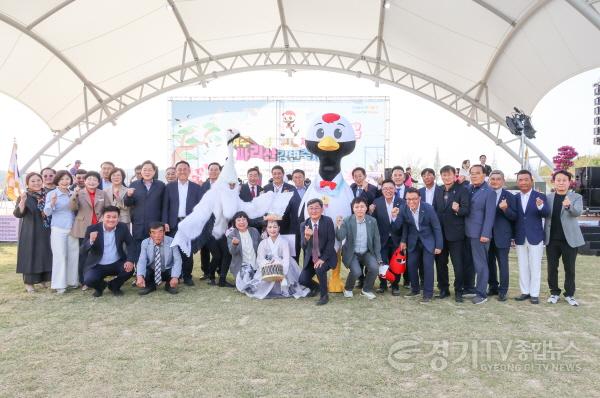 [크기변환]지역03-여주 싸리산의 봄, 남한강을 물들이다. 제4회 여주싸리산강변축제 성료(1).jpg