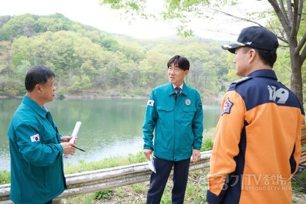 [크기변환]03-김광덕 여주시 부시장, 소방 합동 풍수해 대비 현장점검 실시(2).jpg