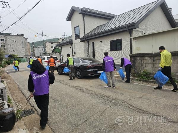 [크기변환]광주시 도척면, 경기도장애인체육대회 맞아 클린데이 실시 (2).jpg