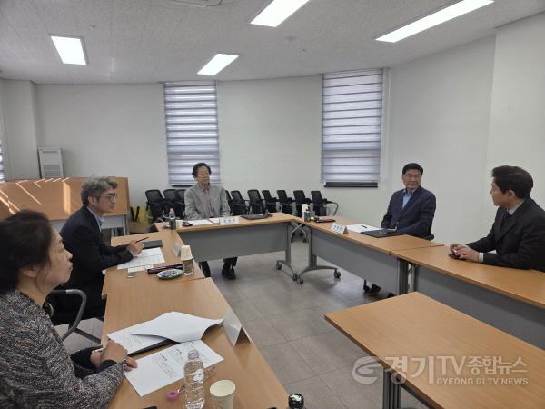 [크기변환]재단01-여주세종문화관광재단 명성황후기념관 운영위원회 위촉식 및 회의 개최(2).jpg