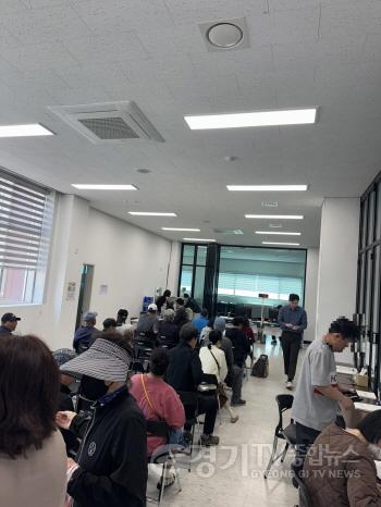 [크기변환]01-여주시 고유가 피해지원금 지급 첫날 현장 점검(2).jpeg