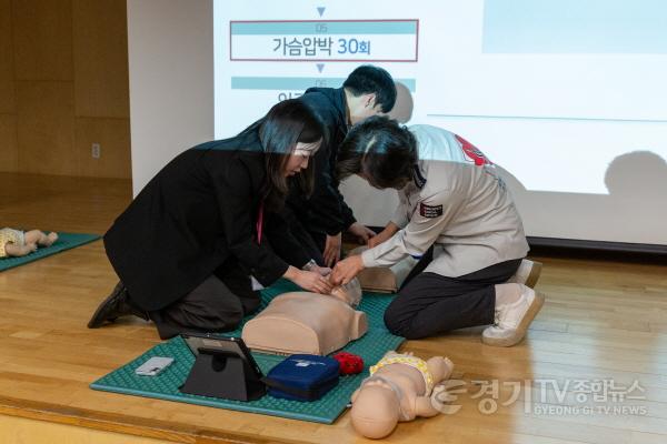 [크기변환][사진] 어린이안전 및 응급처치 실습교육 현장사진_2.jpg