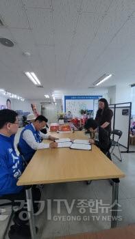 [크기변환]8일 보도사진 3.jpg