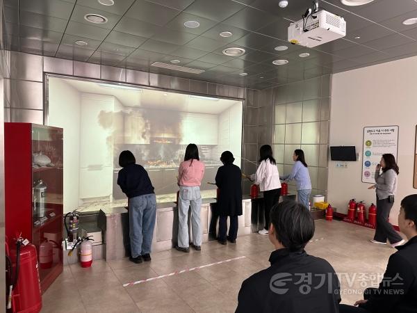 [크기변환]260511_경기도교육청안전교육관__지방공무원_대상_‘체험형_안전교육_상시학습’_실시(사진2).jpg