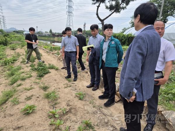 [크기변환]1.안산시, 하천,계곡 구역 내 불법시설 정비 추진...현장점검 실시.JPG