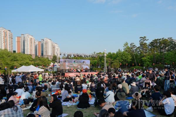 [크기변환]1.‘2026 오(Oh)! 해피 장미빛 축제’ 성료 “오색찬란 장미·빛 향연 속-3.jpeg