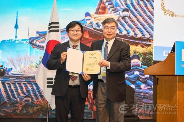 [크기변환][사진 1] 연세대 용인세브란스병원 박섭리 교수, 대한척추외과학회 젊은 연구자상 수상.jpg