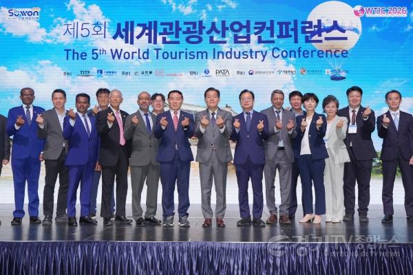 [크기변환]사진1)이재준 수원특례시장, “수원을 세계인이 찾아오는 ‘케이(K)-콘텐츠 메카로 만들겠다” (1).jpg