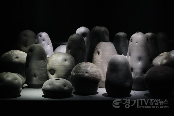[크기변환](사진자료3) 본전시 참여작가 작품_김창호, '생성', 한국, 2022.jpg