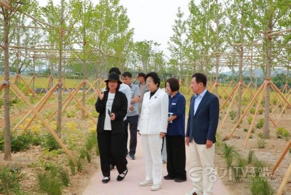 [크기변환]1 이섭대천공원 초화 특화공간 새단장.jpg