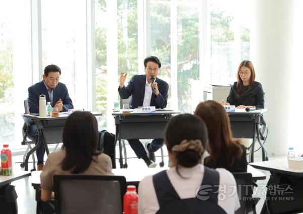 [크기변환]0619_(사진1)안민석_경기북부_경청투어(포천1).jpg