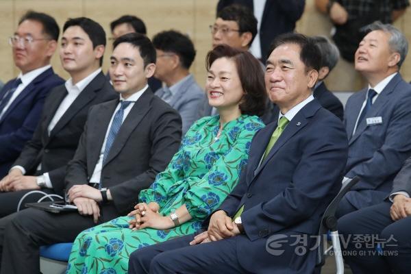 [크기변환]9-4 정장선 평택시장 퇴임식 위대한 평택 시대 기대.jpg