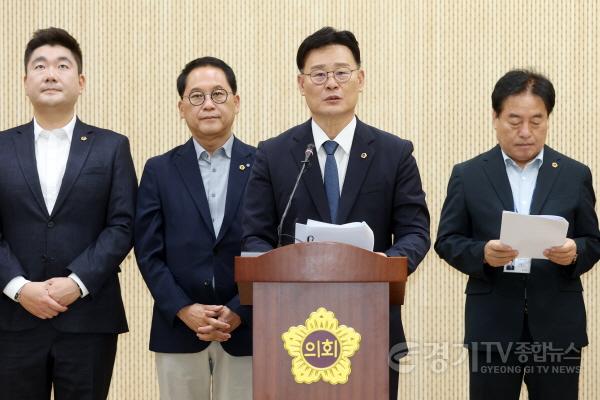 [크기변환]퇴임기자회견3.jpg