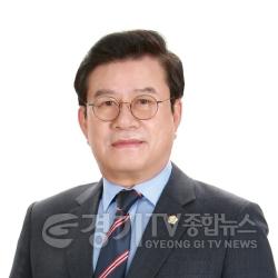 [크기변환]260625_이상복_오산시의회_의장__퇴임_소회_밝혀(사진1).jpg