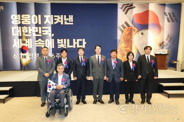 [크기변환]의원단체사진.jpg