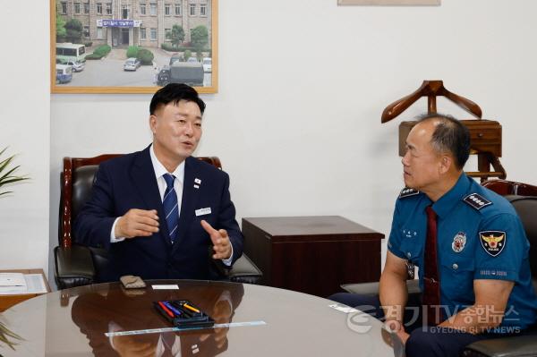 [크기변환]경철서장미팅.jpg