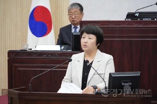 [크기변환]3714d8bc3234fe2d90201df468e7e457890e0676962ab26370d90ed00a2da4c5 (1).jpg