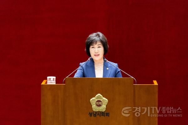 [크기변환]정연화 부의장.jpg