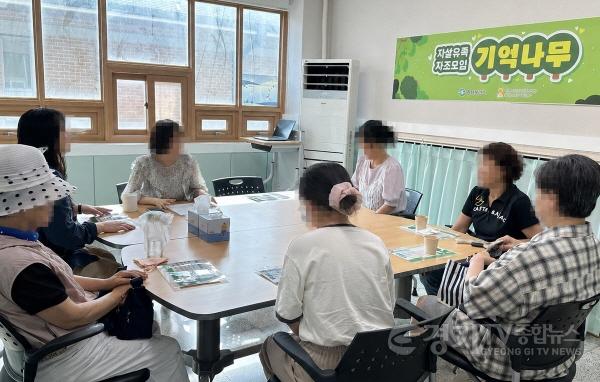 [크기변환]10 평택시 자살 유가족 자조모임 기억나무 운영.jpg