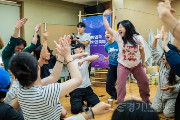 [크기변환][현장사진] 제2회_대한민국_대학연극제_체류_프로그램_2.jpg