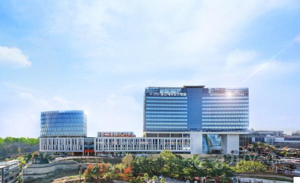 [크기변환]3-2. 연세대학교 용인세브란스병원 전경(정면).jpg