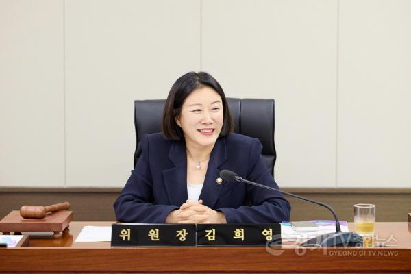 [크기변환]20260721 용인특례시의회, 제10대 전반기 윤리특별위원회 구성…위원장은 김희영 의원 선출(2).jpg