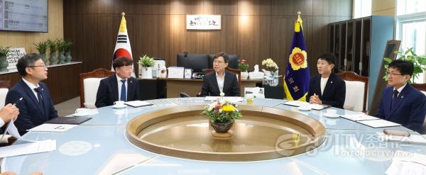 [크기변환]260722 남종섭 의장, 충북·인천·세종시의회 의장과 회동 “지방의회법 제정·정책지원관 확대, 하나 된 목소리 낼 것” (2).jpg