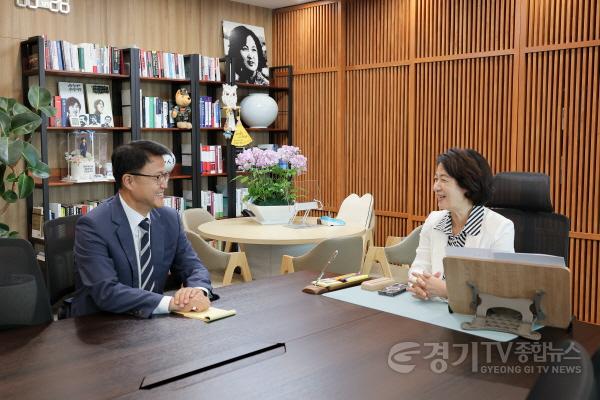 [크기변환]임용장수여식 (1).jpg