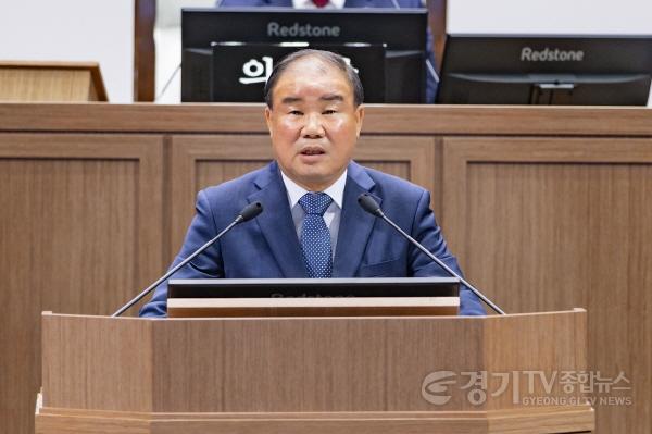 [크기변환]5.김정주의원 5분발언 진행모습.jpg