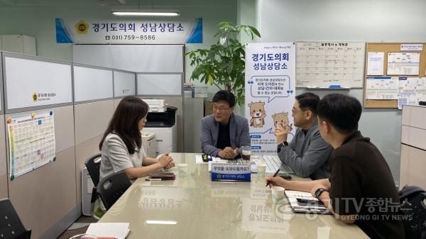 [크기변환]260803_최만식_의원__“선배시민_사업__어르신의_경험을_지역의_힘으로”.jpg