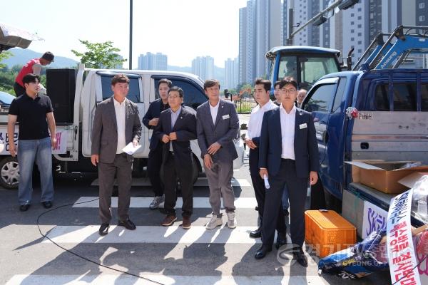 [크기변환]안성시의회  SK하이닉스 공장폐수 고삼호수 직방류 결사반대 결의대회 참석 (2).jpg