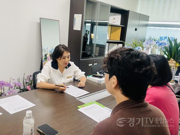 [크기변환]260804_장경임_의원__경기녹색구매지원센터와_간담회_개최(2).jpg