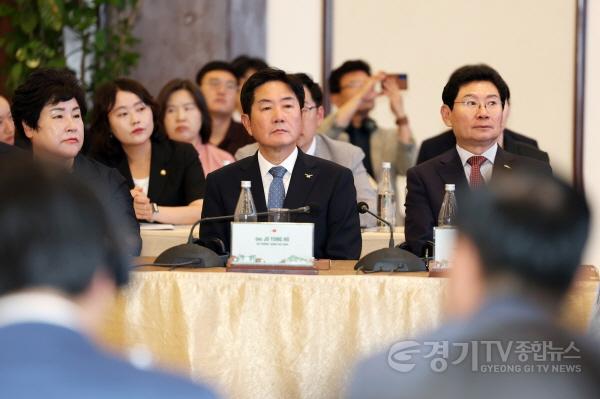 [크기변환]1.오산시, AI컨퍼런스 참석 (1).jpeg