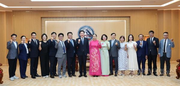 [크기변환]1.오산시, 베트남 다낭시와 교류 승계 협정 체결 (1).jpeg