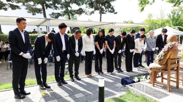[크기변환]제10회 시흥평화의 소녀상 기림식 참석(2).jpg