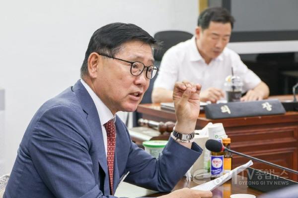 [크기변환]3c739dda99a9ec5e56fb7db3af54e9b0e57ad43fc74ef307468c24ff7fc9e110.jpg