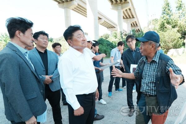 [크기변환]박관열 광주시장, ‘이동 시장실’로 주요 시정 현장 10곳 점검 (2).jpg
