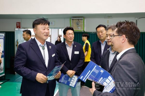 [크기변환]1 [특집기사] 외지 관광객 지갑 열었다 이천사랑지역화폐가 앞장 2.jpg