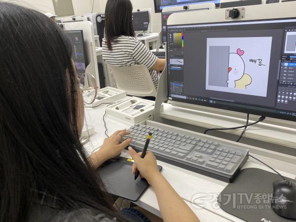 [크기변환]이미지_[여름방학] 이모티콘 제작.jpg