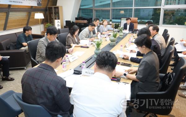 [크기변환]260831_전자영_의원__기흥역_공항버스_신설_확충_해법_모색.jpg