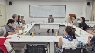 [크기변환]260820_유필선_의원__마을공동체_관계자들과_활성화_방안_정담회_개최_1.jpg