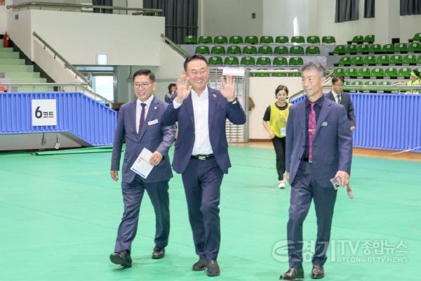 [크기변환]288b9ab8c059b1653bed5862b96d8915e34eb350902cbd0d4f7432d748cfffa8.jpg